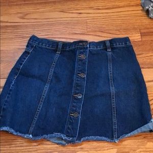 FOREVER 21 BUTTON UP DENIM SKIRT